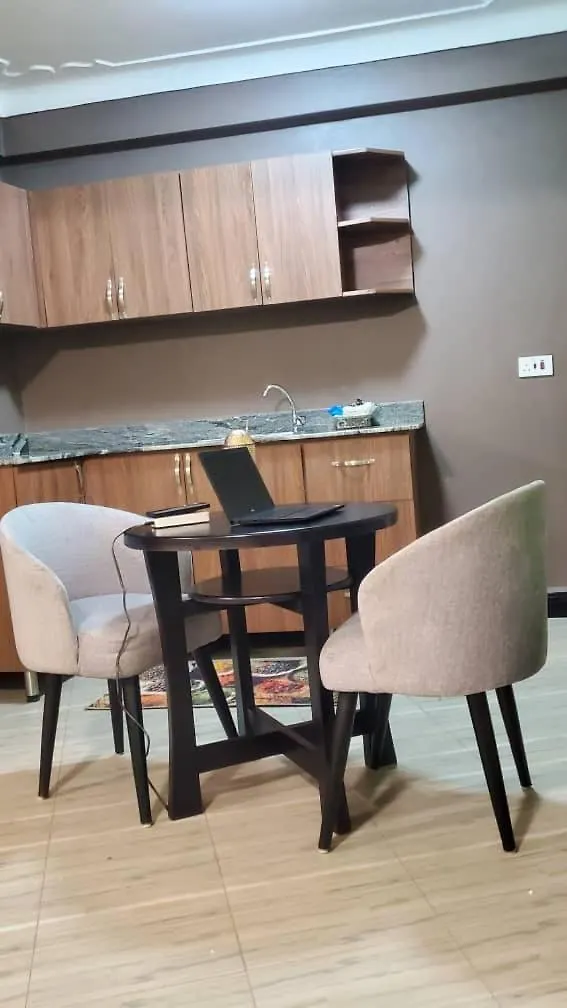 Ξενοδοχείο με διαμερίσματα Blaize Affaire Apartments Καμπάλα